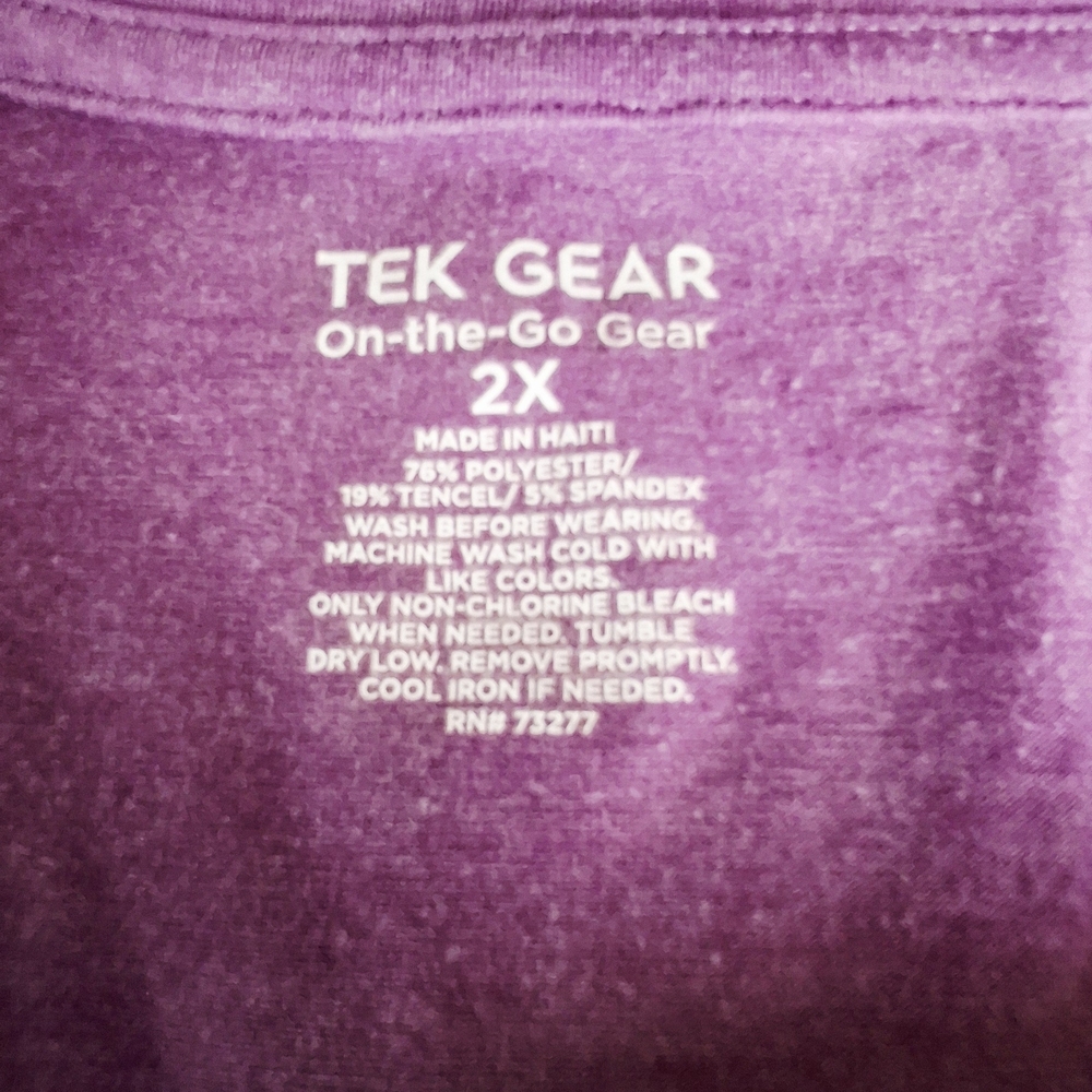 FREE WITH PURCHASE! Tek Gear Women's Rich Purple Long Sleeve Top - Picture 3 of 4